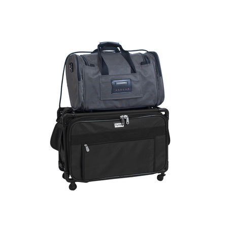 Tutto 22" Carry-On Suiter